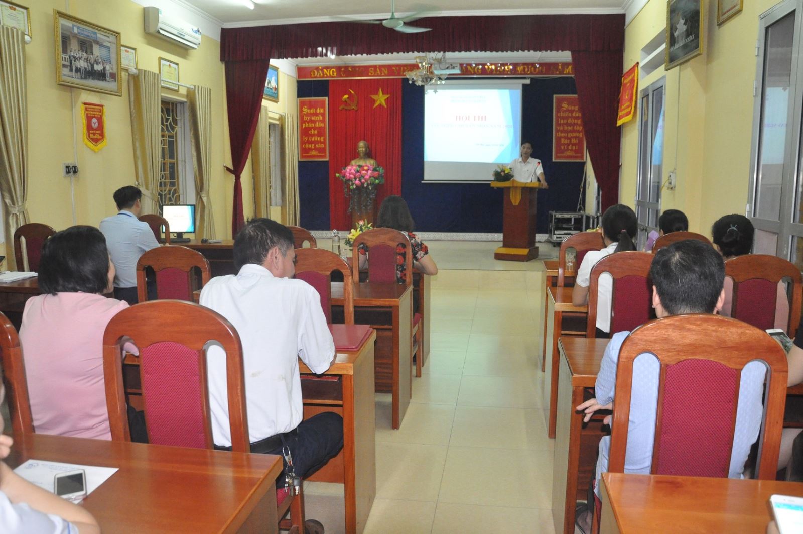 TỔ CHỨC HỘI THI TAY NGHỀ CHUYÊN MÔN NĂM 2020
